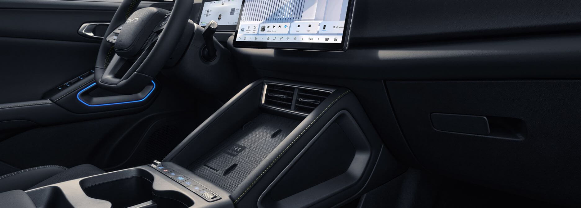 BYD Atto 2 DM-i interior