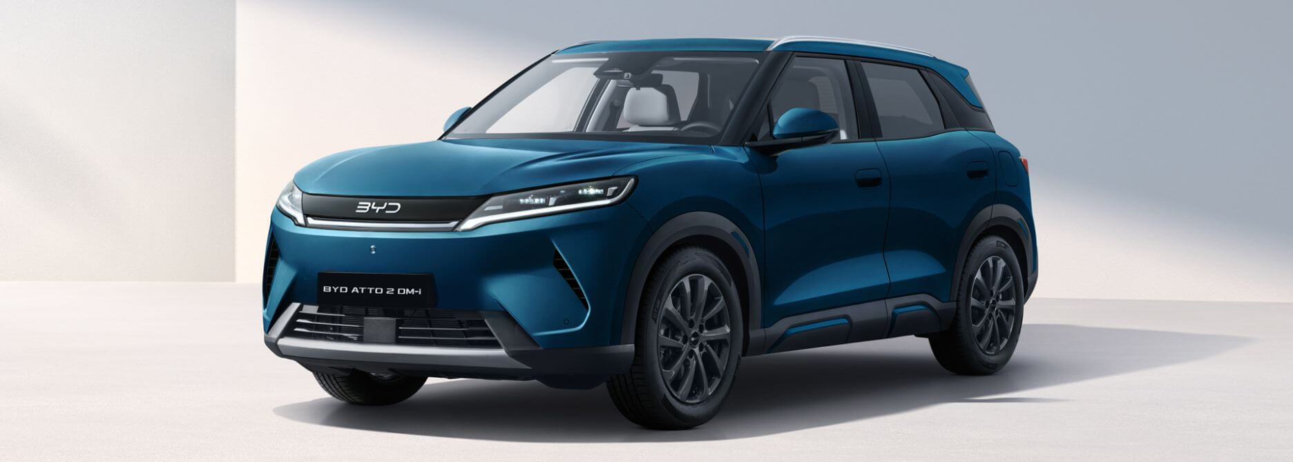 BYD Atto 2 DM-i exterior